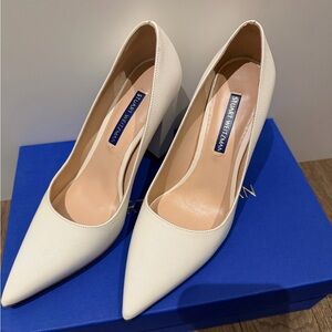 Stuart Weitzman Cream Pointed Toe Block Heel Pumps - Textured Leather